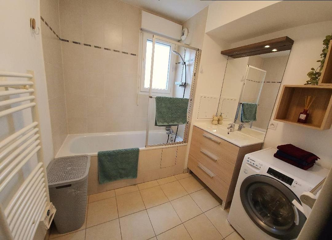 Superbe Appartement ,Proche De Paris, Dans Residence Privee , Ideal Familles, Parking Et Wifi Gratuits! ! ! فيتري سور سين المظهر الخارجي الصورة